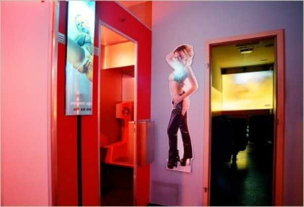 Erotica Berlin Videokabine in dem Berliner Sexkino Erotica