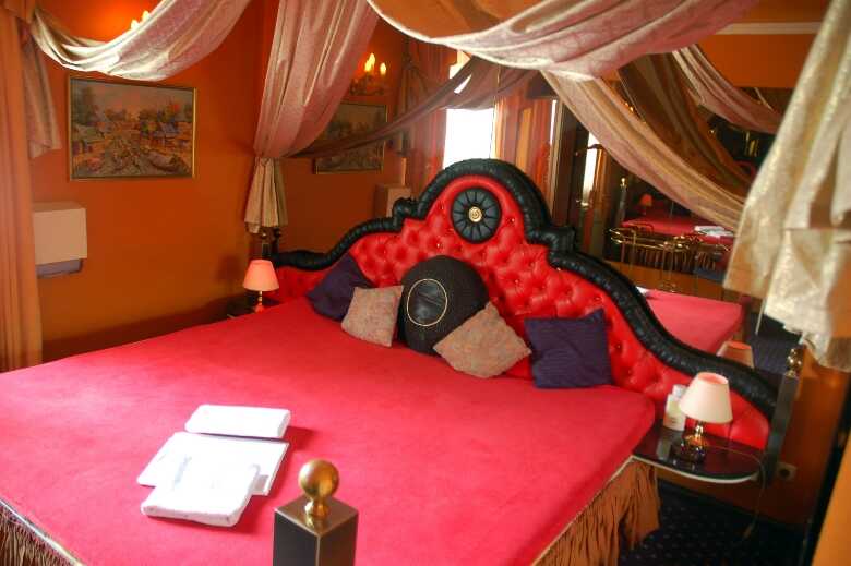 Foto von einem weiteren Liebeszimmer im Bordell Bel Ami in Berlin